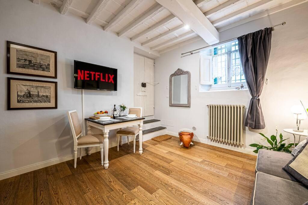 Elegante Casa Ai Piedi Di Piazzale Michelangelo Apartment Florence Exterior photo